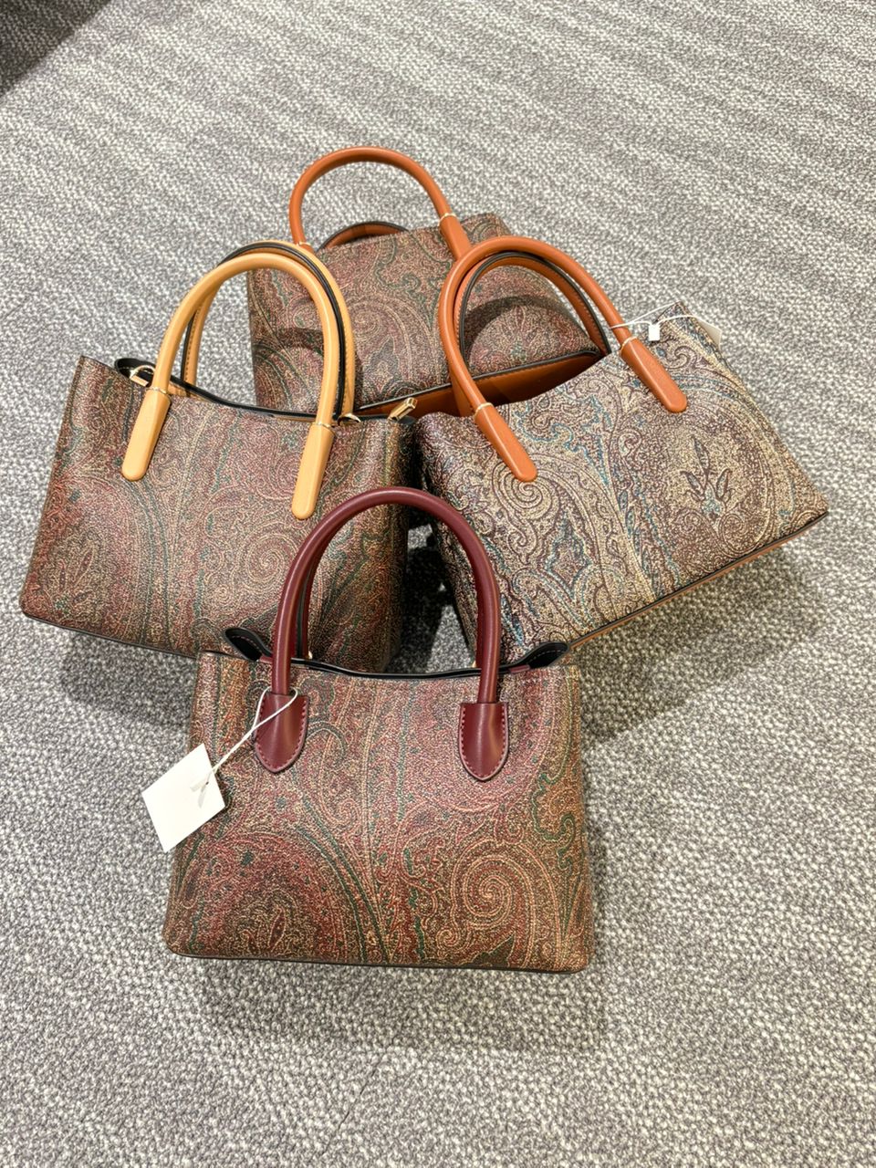 SAC AYA